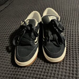 Women’s Vans Hylane, navy blue. Size 8.5. Worn once.